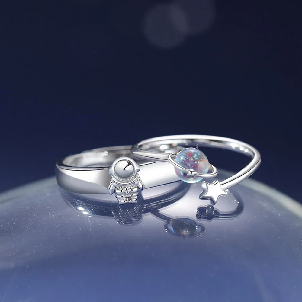 New Design Couple Rings Happy Planet Astronaut Moonstone Couple Pair Ring Women Men Dating Ring for Gift