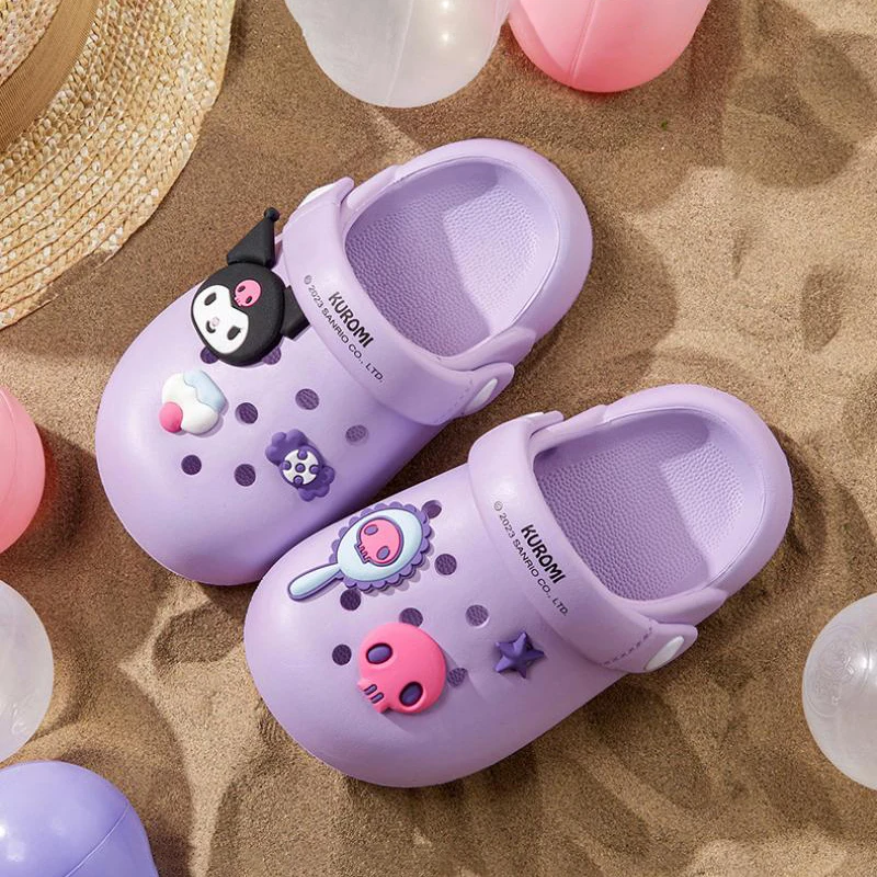 

Sanrio Children's Hole Shoes New Summer Kawaii Sandals Comfortable and Breathable Cinnamoroll Kuromi Lightweight Beach Shoes