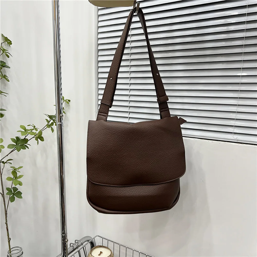 

Casual Women Messenger Bags Shopping Large Capacity Ladies Commuter Shoulder Bag High Quality Pu Leather Solid Color Cross Body