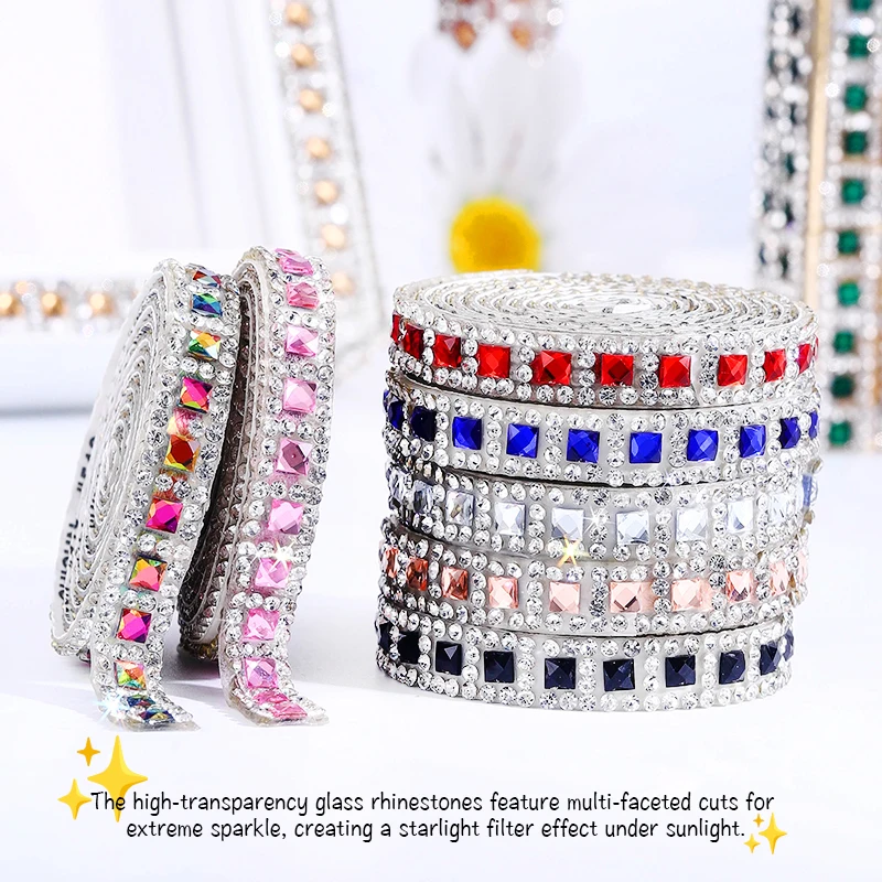 QIAO 2 Meter Selbstklebende Mehrfarbige Luxus-Quadrat-Strass-Besatzstreifen Kristallkette für DIY-Handwerk Schuhe Taschen Kleidung