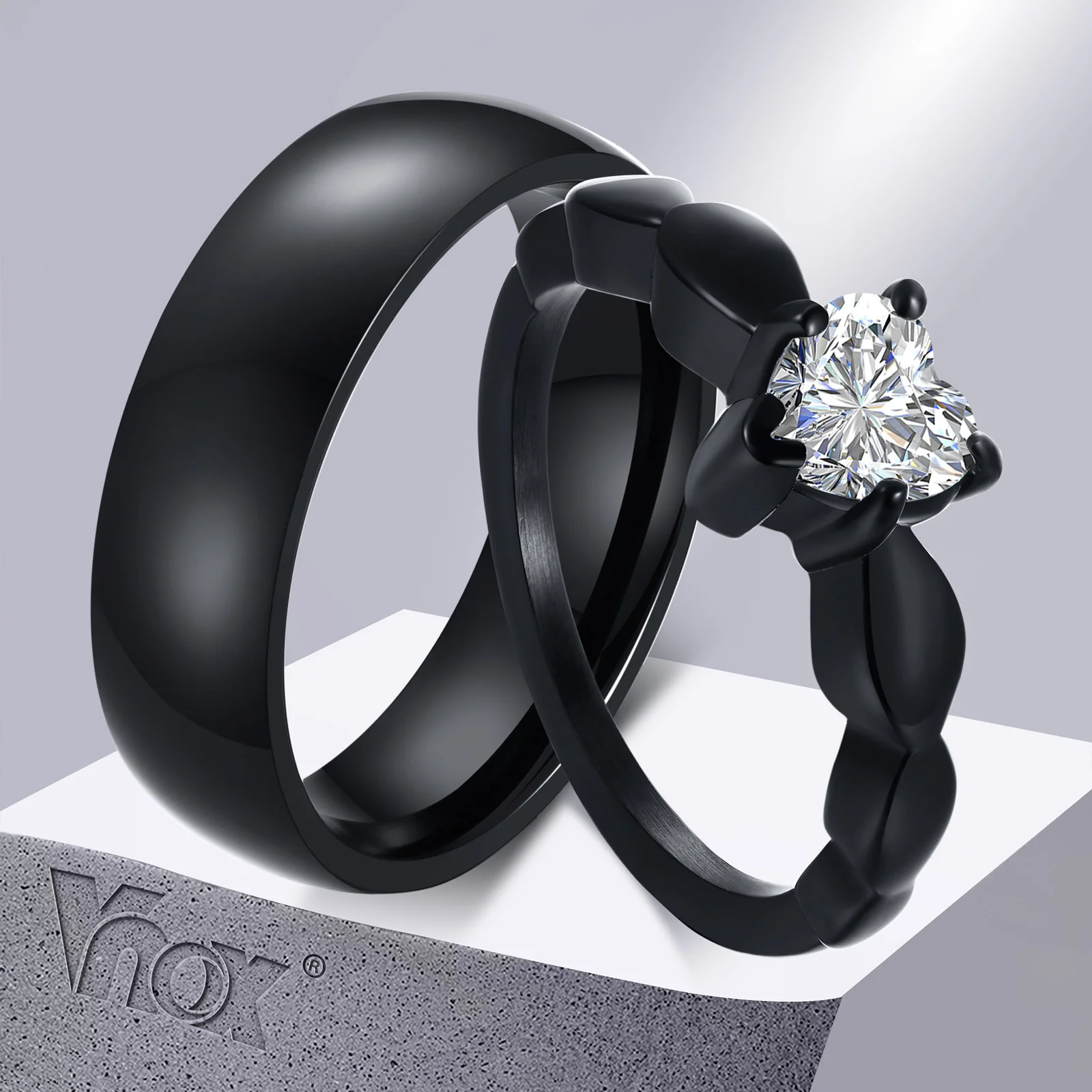 Vnox Romantic Heart CZ Stone Couple Wedding Rings for Women