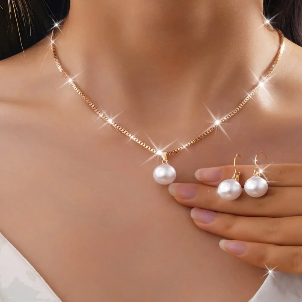 3-Piece Vintage-Inspired Jewelry Set with Imitation Pearls Golden Pendant Necklace Earrings for Women  Valentine’s Day Gift