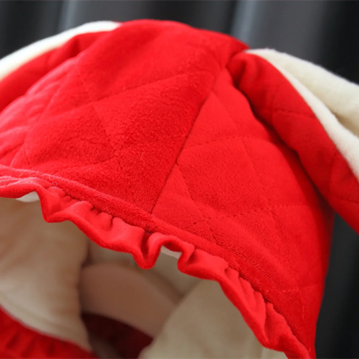 Winter New Girls' Long Sleeved Plus Plush Thick Hooded Long Ear Two Pocket Single Breasted Jacket+Rabbit Accessories