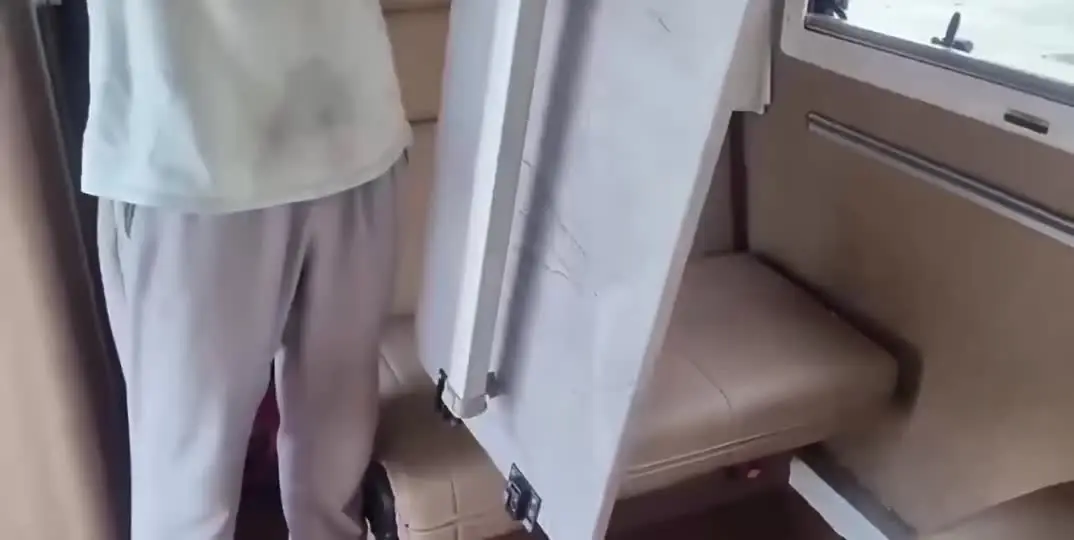 Clip Per Tavolo Pieghevole In Lega Di Zinco - Per Camper E Rimorchi, Con Serratura Rotante, 8.3x3.7x2 Cm - Foto 3