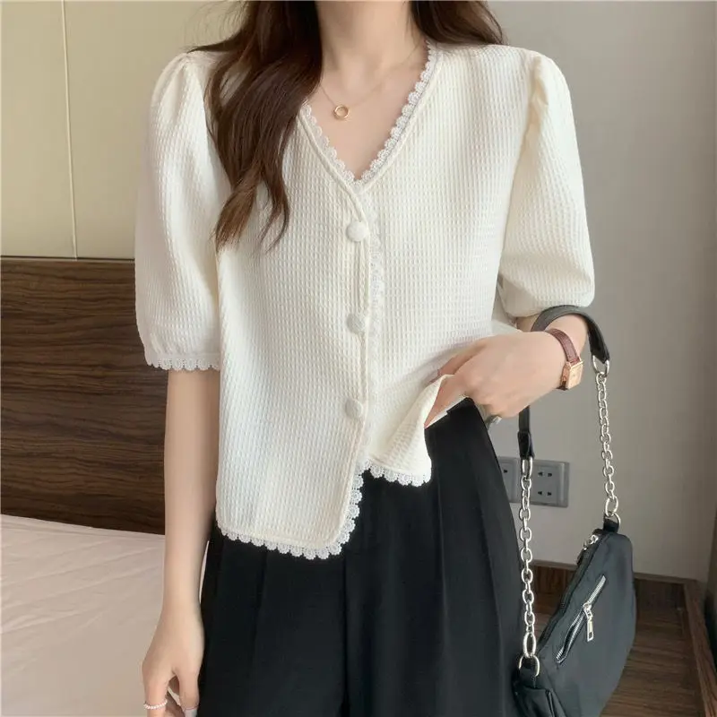 Shirts Women Elegant Casual V-neck Simple All-match Female Ins Temperament Short Sleeve French Style New Summer Tender Sweet Hot