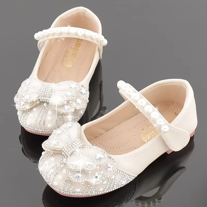 Chaussures de cérémonie enfant perles et strass blanc cassé