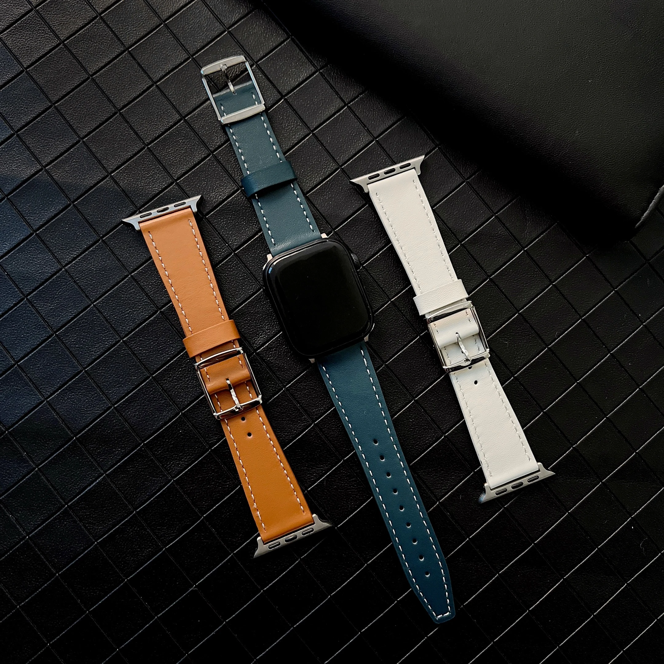 Leather strap For Apple Watch Band 45mm 41mm 44mm 42mm 40mm 38mm Sports Bracelet Wristband for iWatch Ultra 8 7 6 5 4 3 SE Belt