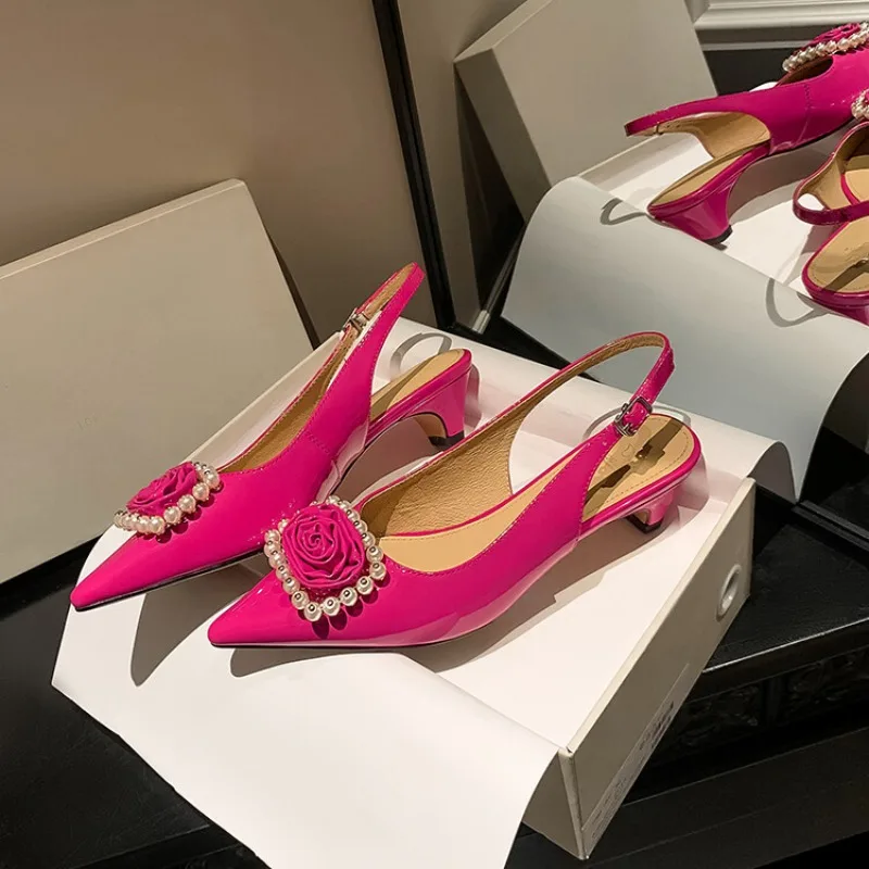 

Женские босоножки на высоком каблуке 5 см, с острым носком