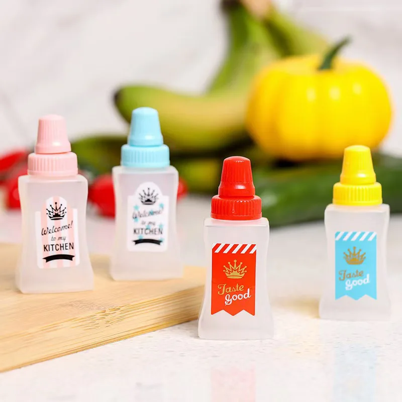 4-6Pcs Tomato Sauce Bottle 23ml Seasoning Squeeze Bottle Plastic Portable Mini Container Bottle Suitable For Adults, Offices