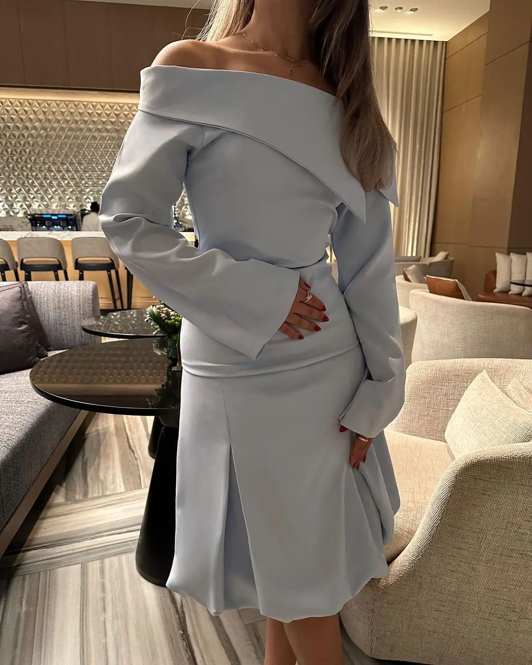 

Vintage Long Sleeves Prom Dresses One Shoulder Pleated Satin Knee Length Evening Gowns Wedding Party Dresses