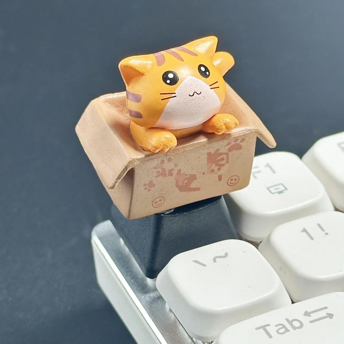 손으로 만든 귀여운 고양이 키캡으로 키보드를 사용자 정의하십시오. 크로스 축 기계식 키보드 애니메이션 핑크 카와이 액세서리