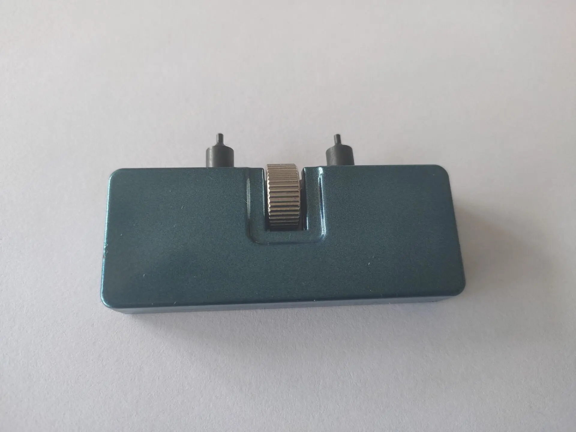 Watch Repair Tool Metal Portable Two-Pin Opener Watch Back Cover Opener Battery Replacement Tool