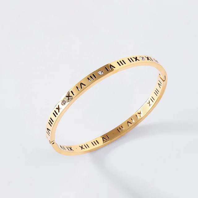 Ladies Bracelet Hollow Digital Titanium 