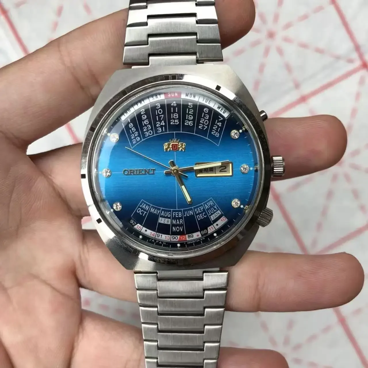 ساعة أورينت ميكانيكية أوتوماتيكية للجنسين مع قرص ك...