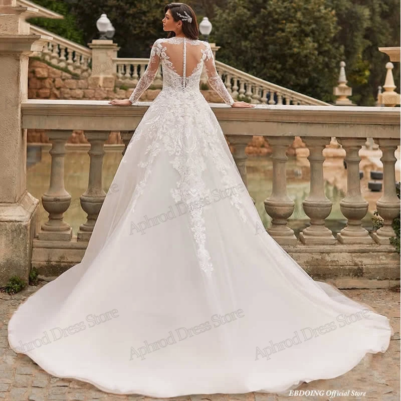 Modest Wedding Dresses Full Sleeves O-Neck Bridal Gowns Lace Appliques Floor Length Robes Glamorous Vestidos De Novia Customized 2
