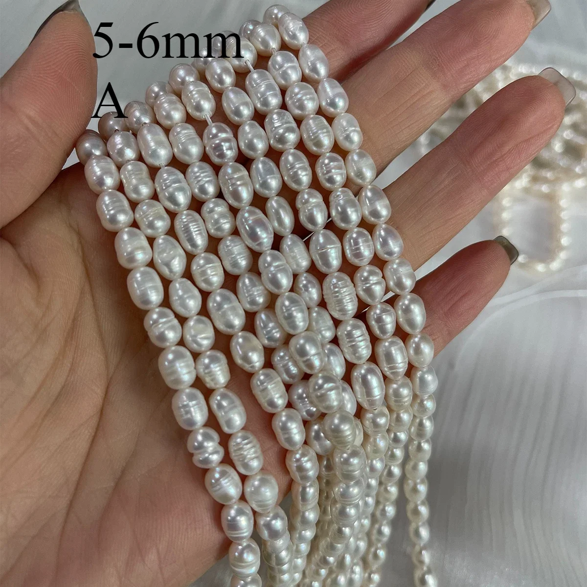 NBEADS Circa 110pz Perle d'Acqua Dolce Coltivate Naturali, 6~7mm Perle d'Acqua Dolce A Forma di Riso Bianco Cremoso Perle d'Acqua Dolce Sciolte per La Creazione di Gioielli, Colore Conchiglia