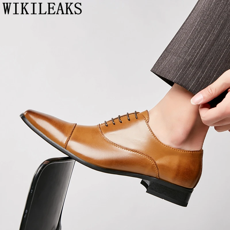 

Luxury Men Party Shoes Black Suit Shoes Men Oxford Coiffeur Shoes For Men Fashion Wedding Dress Sapatos Classicos Homem Scarpe