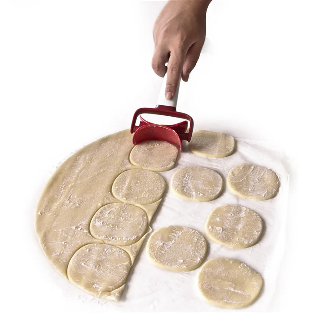 

Handheld Rolling Dough Cutter Cookie Biscuit Dumpling Wrappers Maker Kitchen Tools Gadgets Pastry Rolling Cutter For Baking Tool