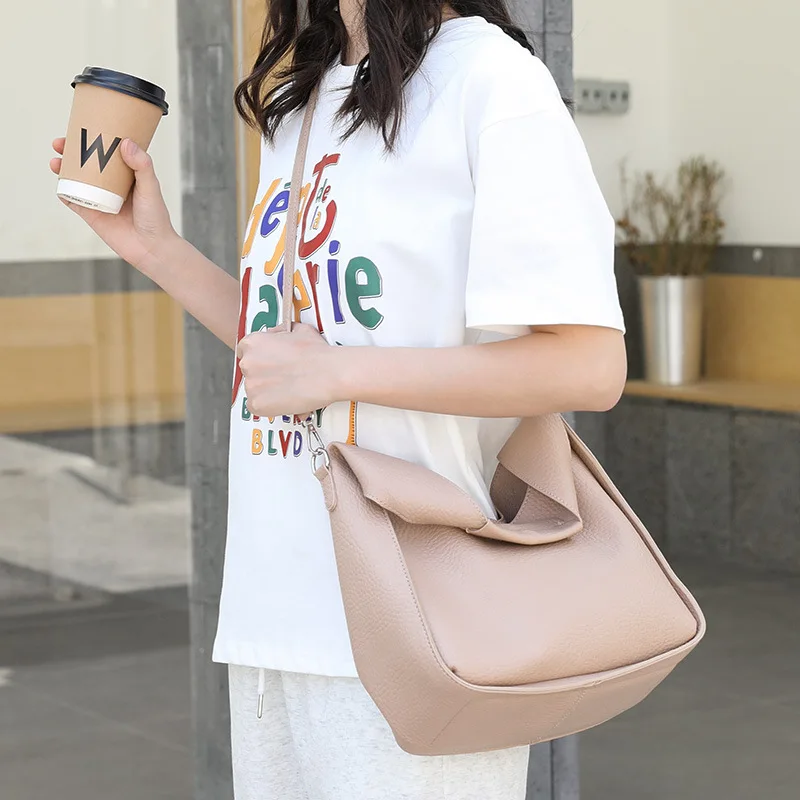 Shoulder Bag 2023 New Trend Casual Retro Personality HandBag PU Faux Leather Texture High-grade Sense Female Aesthetic All-match