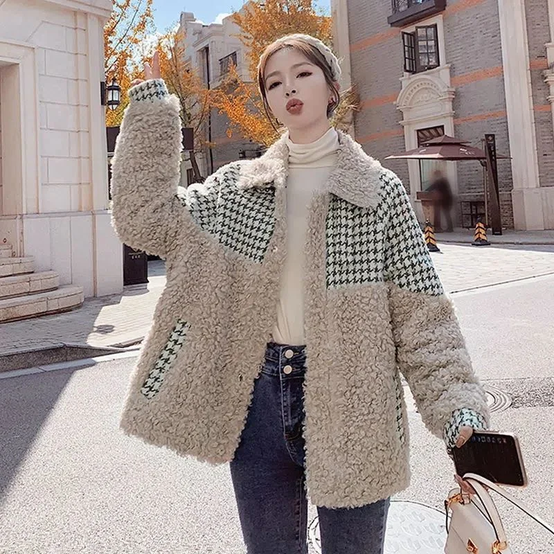 Women Autumn Winter Latest Lamb Coat  Female Loose Fashion Stitching Houndstooth Korean Thickened Faux Fur Cotton-Padded Jacket
