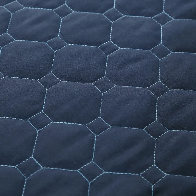 Description Picture 6 of itemThicken Quilted Beauty Salon Massage Table Fitted Bed Sheet Skin-Friendly Massage SPA Bed Cover Bedspread with Breath Hole
