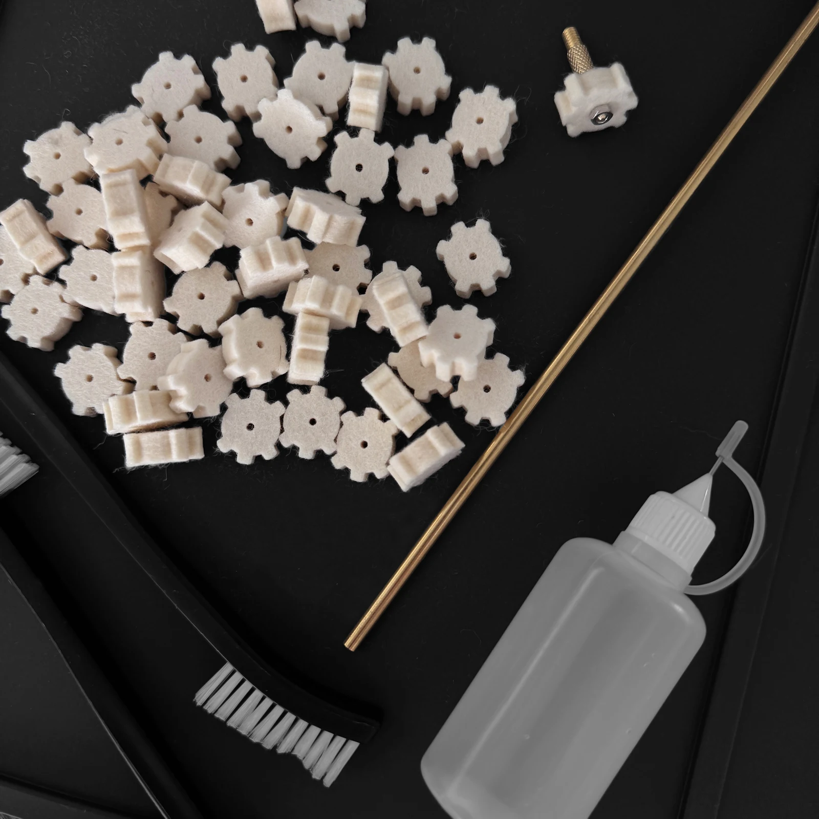 Chamber Mop Cleaning Pads Star Wool Felt Adapter Gun Brush Cleaning Kit For .22Cal 5.56mm .30Cal 7.62mm .223 caliber 50pcs