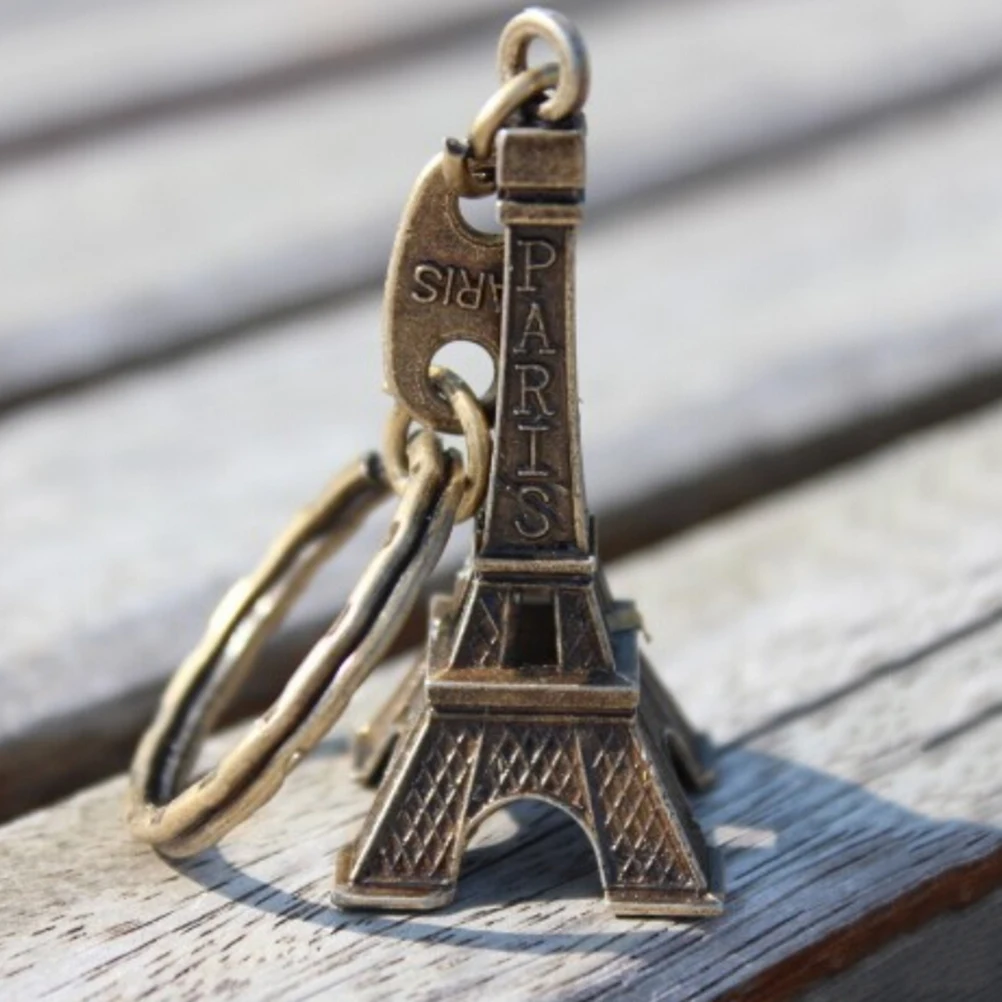 

Brand New And High Quality Fashion Paris Vintage Eiffel Tower 3D Model Cute Keychain Keyring Love Gift Portable