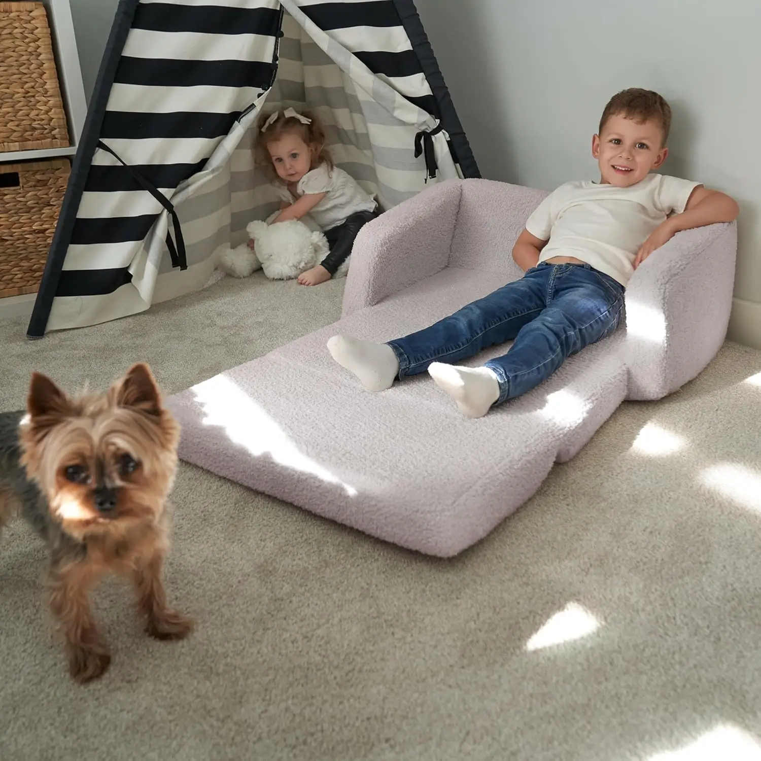 Durable children's sofas and chairs, suitable for fun playtime or comfortable rest, easy to unfold 2
