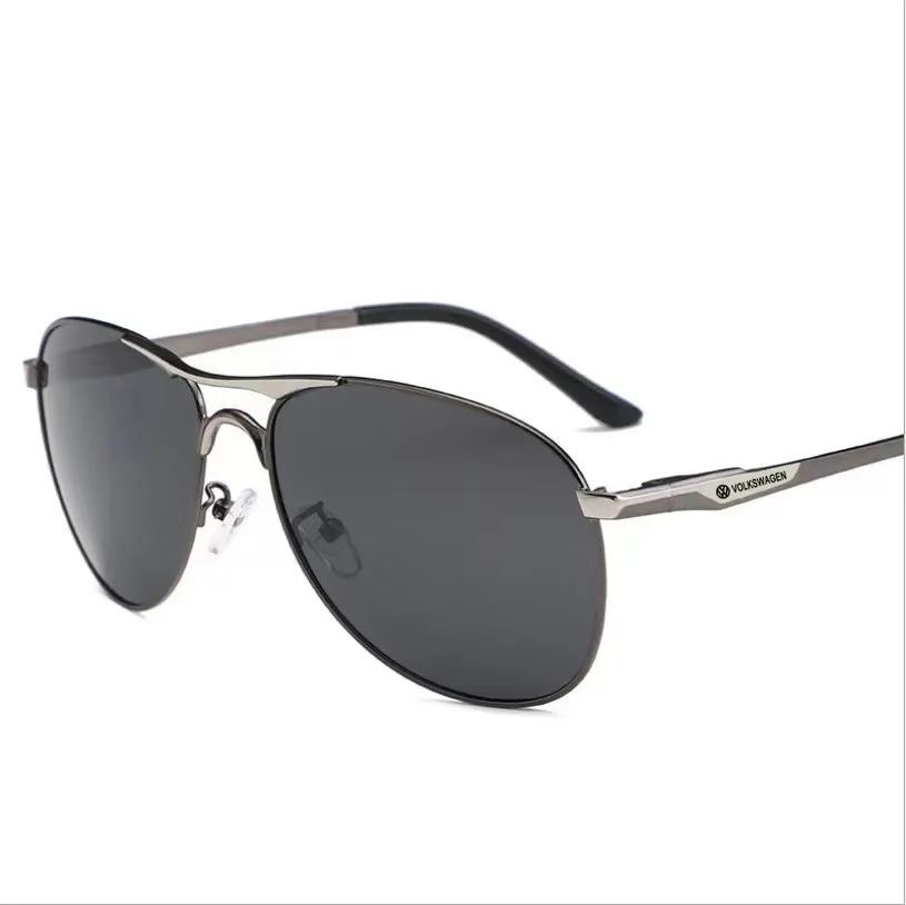Classic Men's Polarized Sunglasses Metal Driving Male Light Sun Glasses for VW V