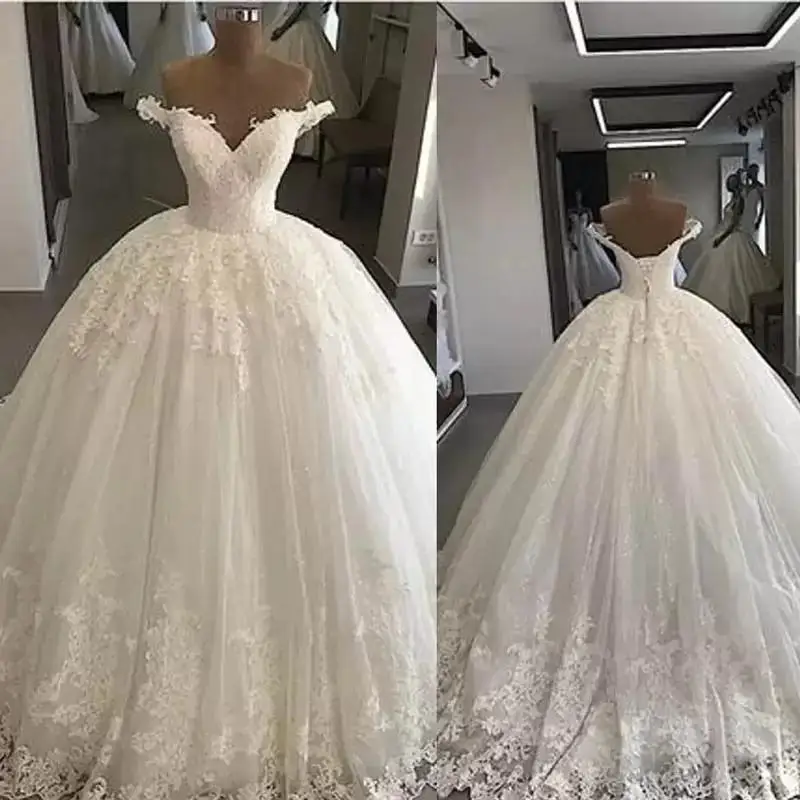 

Ballgown Wedding Dresses Bridal Gown Lace Applique Off the Shoulder Sweep Train Custom Made Sleeveless Tulle Satin Plus Size