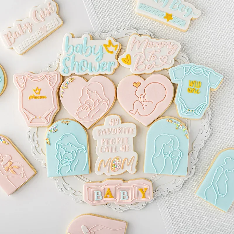 Mommy To Be Cookie Cutter Press Stamp Embosser Acrylic Baby Fondant Sugar Craft Pregnant Gift DIY 3D Baking Biscuit Cutter Mould Cookie Cutter Baking Mold Cookie Mould Fondant Cutter Cookie Maker Press Kit Pastry Cutter