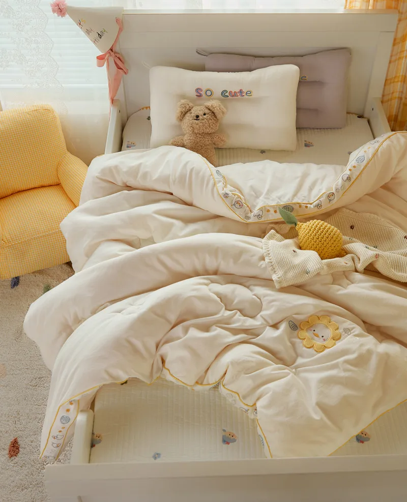 Ins Wind Duckling Class A Soybean Fiber Quilt Baby Thickening Warm Winter Quilt Children's Kindergarten Single