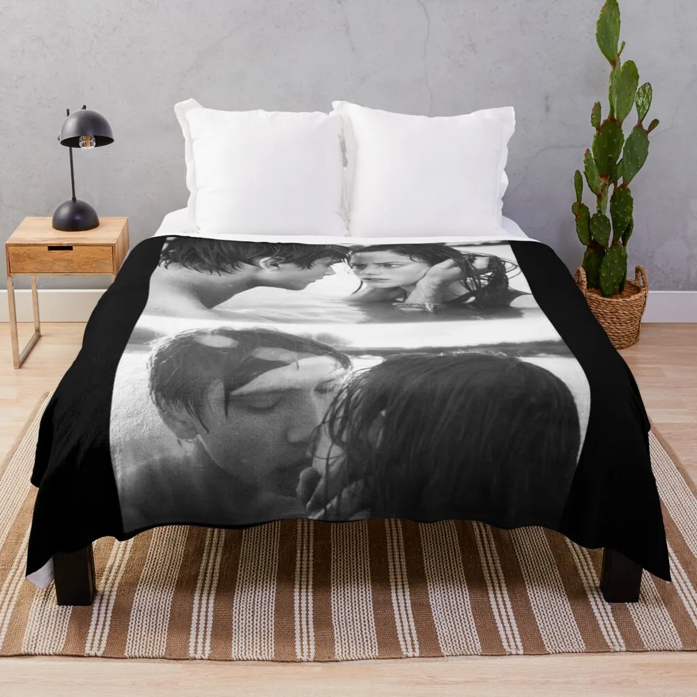 

effy and with freddie Throw Blanket Picnic Weighted Flannels Luxury Blankets