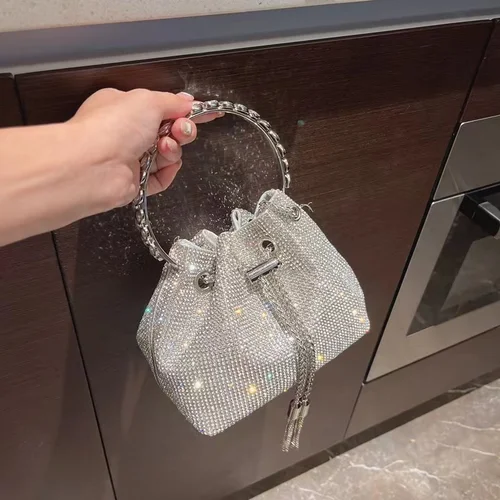 럭셔리 디자이너 핸드백 2022 다이아몬드 술 저녁 클러치 백 전체 다이아몬드 작은 양동이 어깨 가방 지갑과 핸드백 2