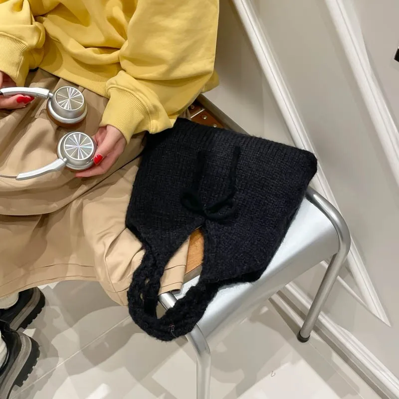 Women Girls Solid Color Shoulder Bag Underarm Shoulder Bag Simple Shoulder Handbag for Travel Shopping Work Daily Use