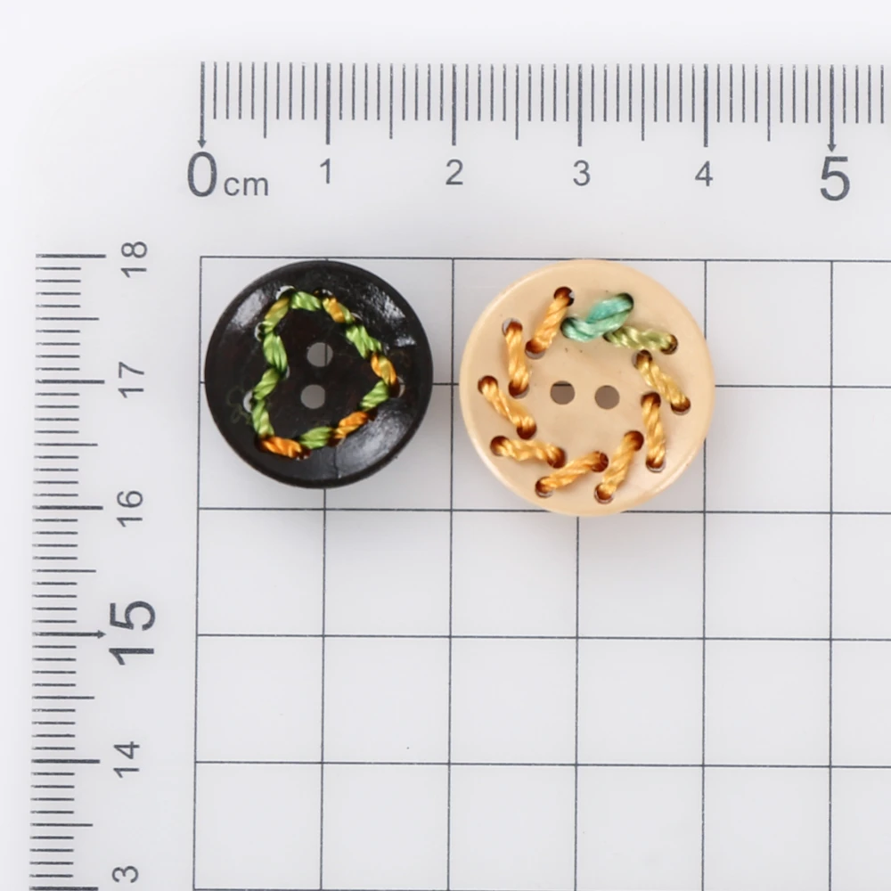 20pcs/lot wooden buttons Random mixing Heart shaped weaving Buttons Handmade accessories for Art and Crafts 2