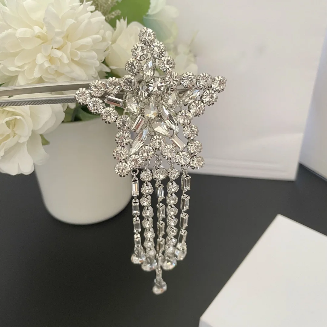 

Elegant Classical Vintage Brooches For Women Luxury Five-pointed star Crystal Fringe Pendant Brooch Pins Coat Accessories