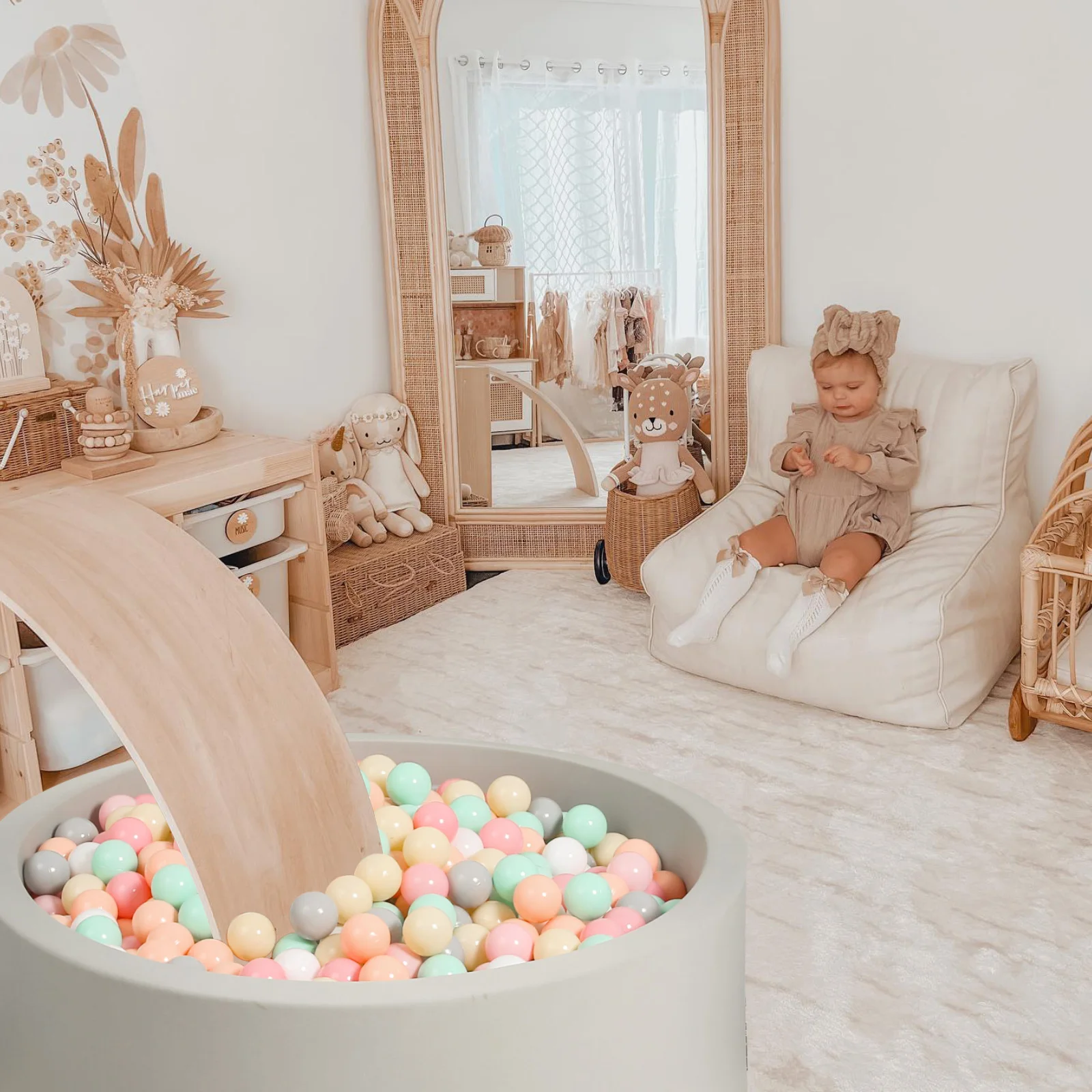 

Ball Pit Balls for Toddlers ,Balls for Ball Pit, BPA Free Colorful Plastic Ball Baby Plastics Balls 100pcs 5.5cm