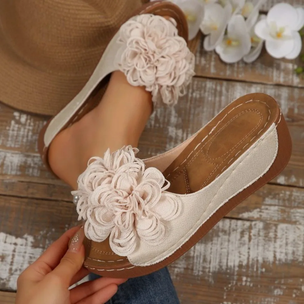 2025 New Women Platform Slippers Slip on Fashion Woman Shoes Summer Sandals Comfortable Flower Wedges Slippers Slides Women