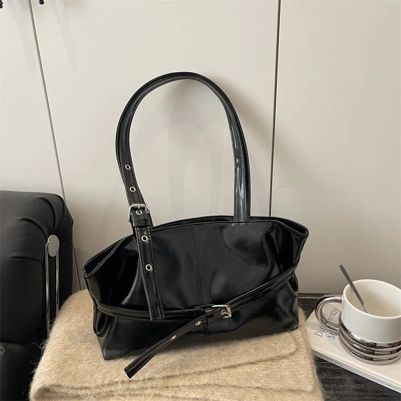 New Fashionable Versatile Belt Buckle Handbag Korean Style Solid Color Soft Leather Women’s Casual Shoulder Bag Underarm Bag