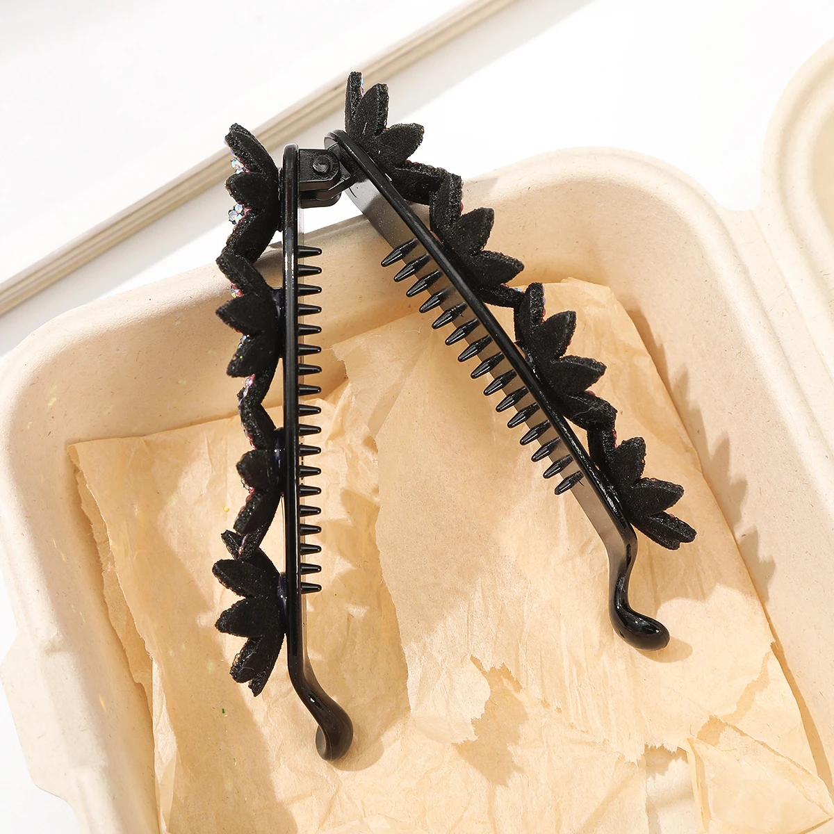 Rhinestone Flower Banana Clip Ponytail Hairpin Ladies Elegant Hair Bun Hair Clips Shiny Simple Headwear Hair Accessories