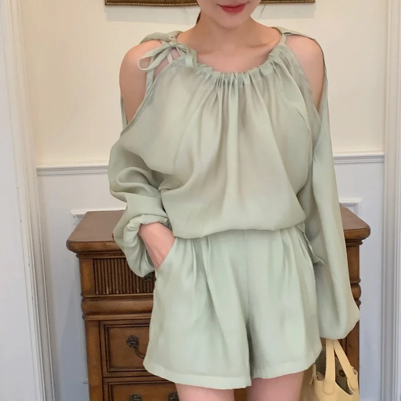 

2023 New Shorts Set For Women Summer Design Off Shoulder Lace Up Fashion Loose Fit Free Shipping