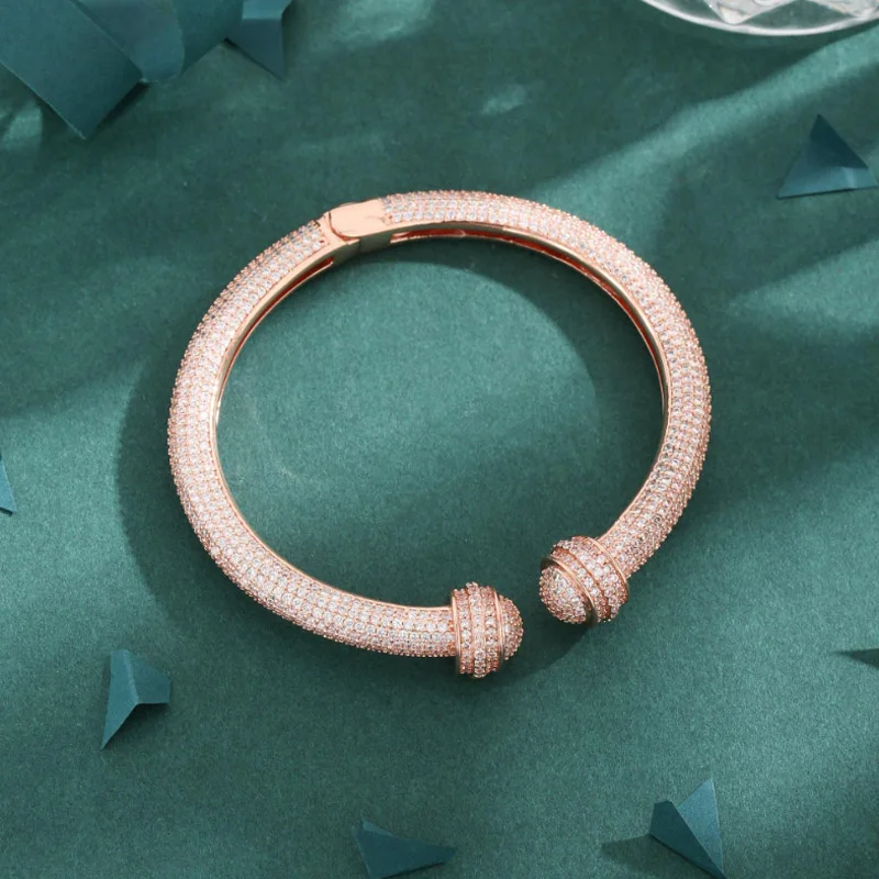 Donia Jewelry Fashion Bud Full Diamond Titanium Steel Micro-Inlaid AAA Zircon Luxury Retro Bracelet.