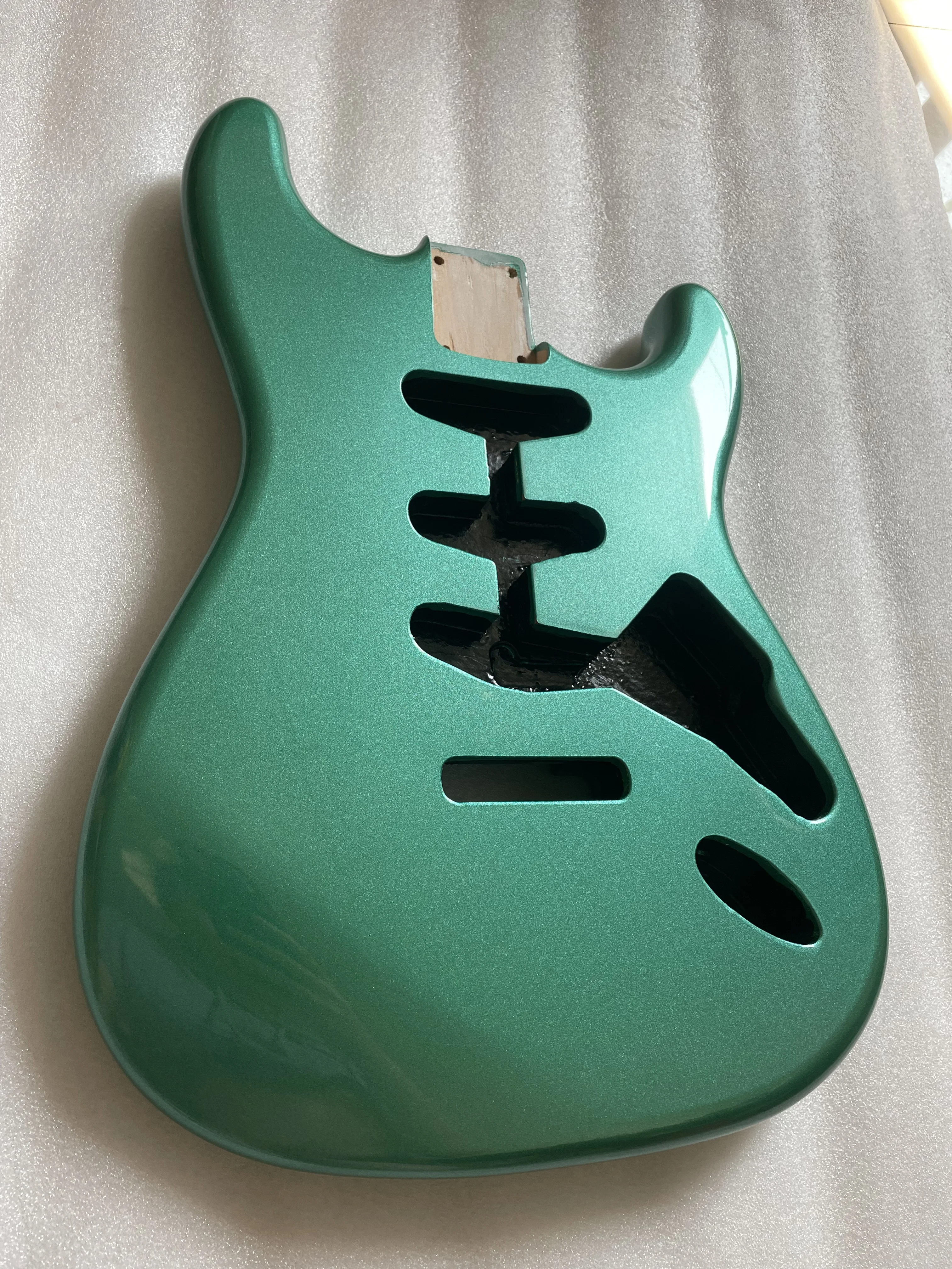 High Quality alder wood body single single single sss electric guitar body unfinished semi-finished DIY guitarra barrel