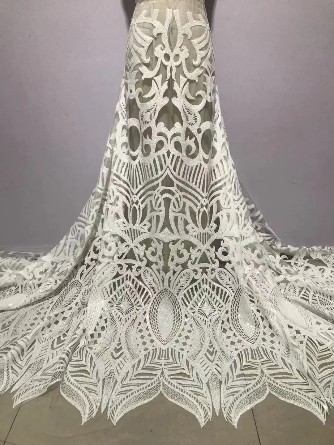 

Uk Lace Sequins Gorgeous White Sequince Dresses Net European Design Tulle Lace Fabric