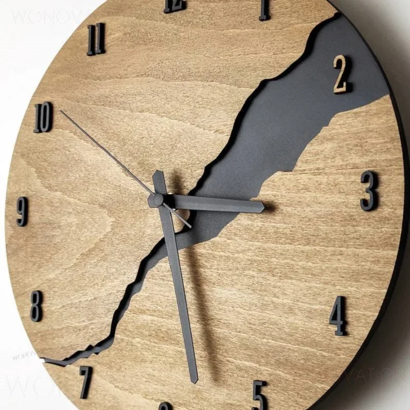 

Creative Crack Simple Wooden Wall Clock Modern Home Decoration Wall Clock Background Wall