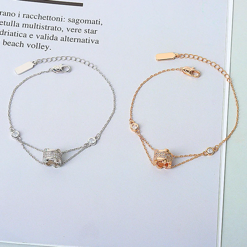 

A S925 sterling silver studded diamond waist bracelet, a popular handmade accessory for women in Dongmen, South Korea
