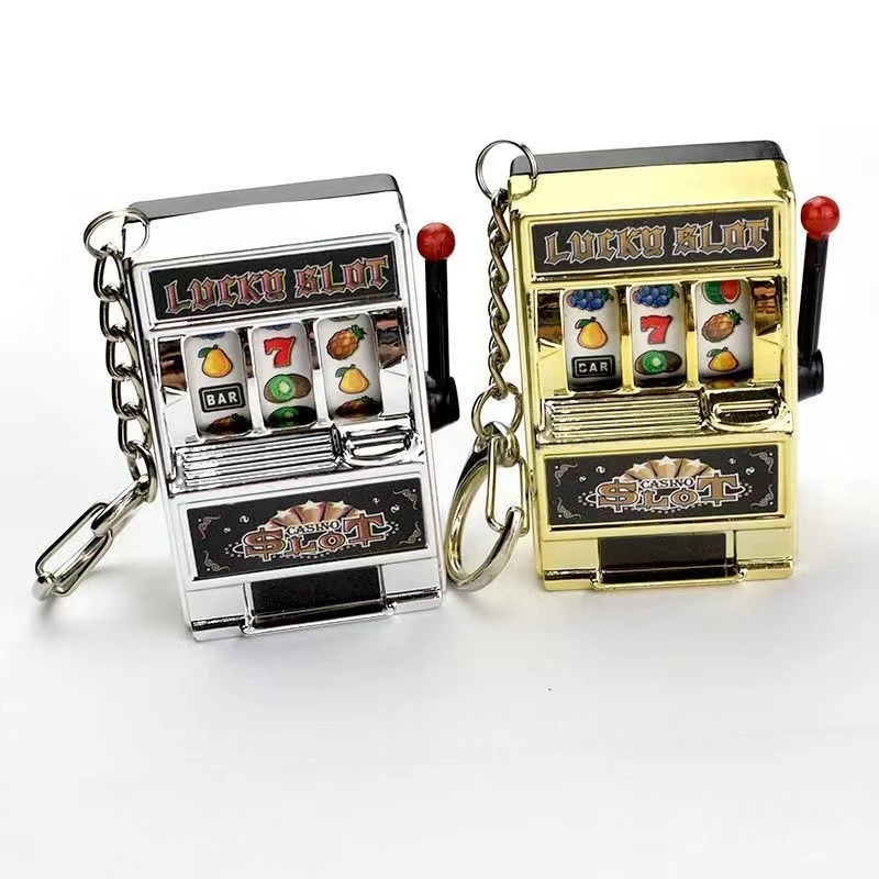 Lucky Shaker Pendant Game Machine, Lottery Machine, Keychain, Fruit Digital Childhood, Nostalgic Game Pendant