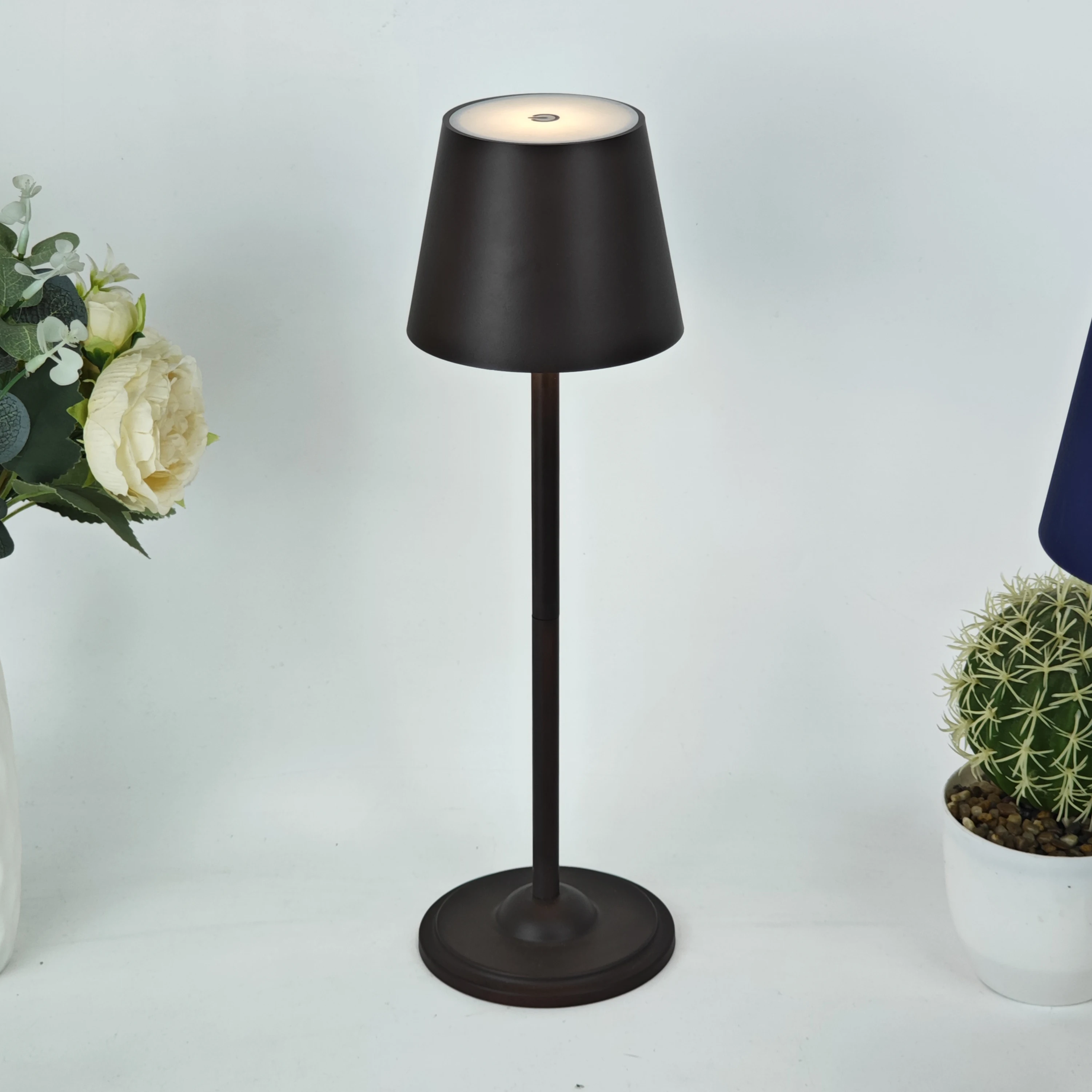 قابلة للشحن LED لمبة مكتب