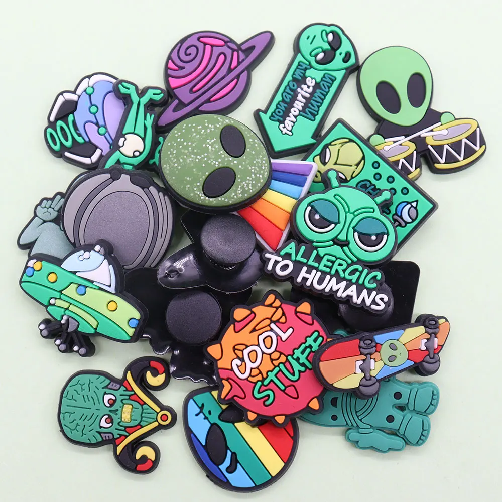 

Good Quality 21pcs PVC Shoe Charms Green Alien Spaceship Planet Accessories Shoes Buckle Ornaments Fit Kids DIY Party Gift